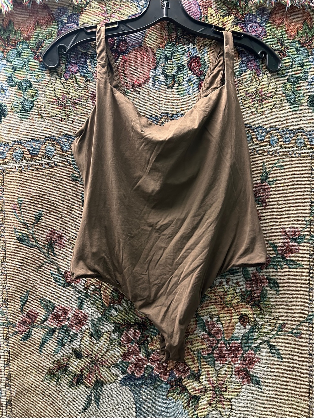 Skim body suit size XL
